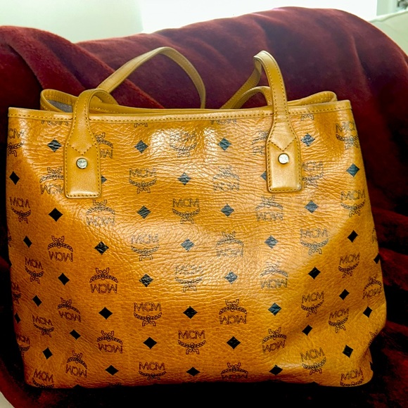 MCM Cognac Visetos Monogram Green Stripe EXCELLENT CONDITION NO CALLOUTS - Picture 3 of 7